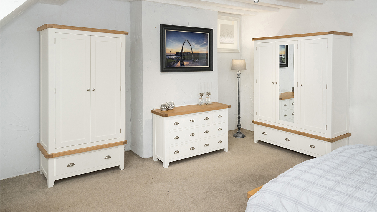 Tuscany Oak in White Bedroom Furniture 