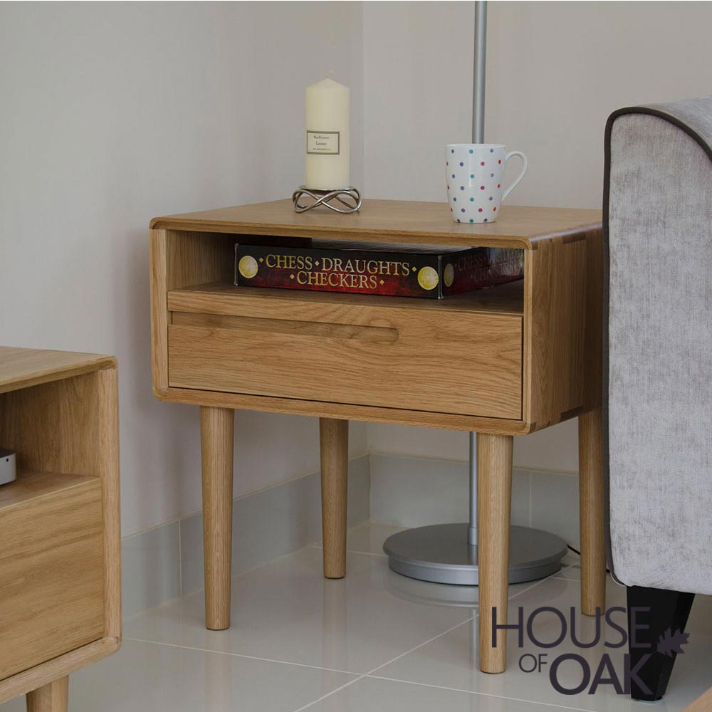 Scandic Solid Oak Lamp Table